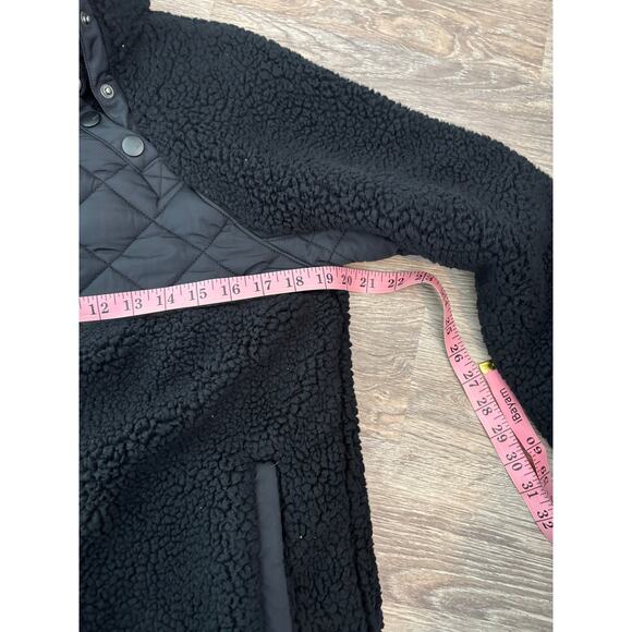 Abercrombie & Fitch Women's Black Asymmetrical Snap Button Fleece Size xs - Picture 6 of 6